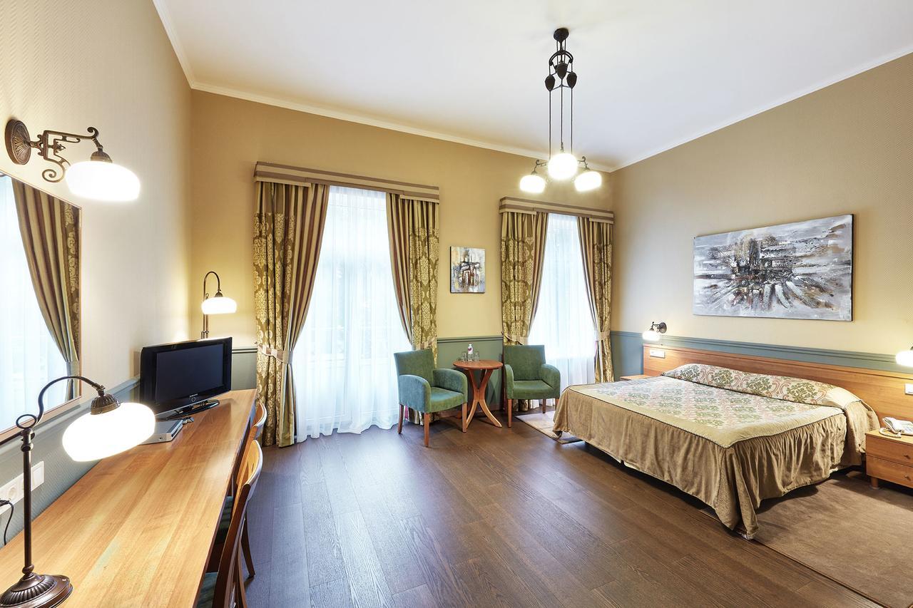 Frapolli On Deribasivska Street Hotel Odessa